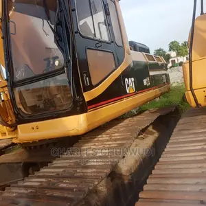 330cl Excavator
