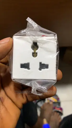 Unswitch Socket 13A