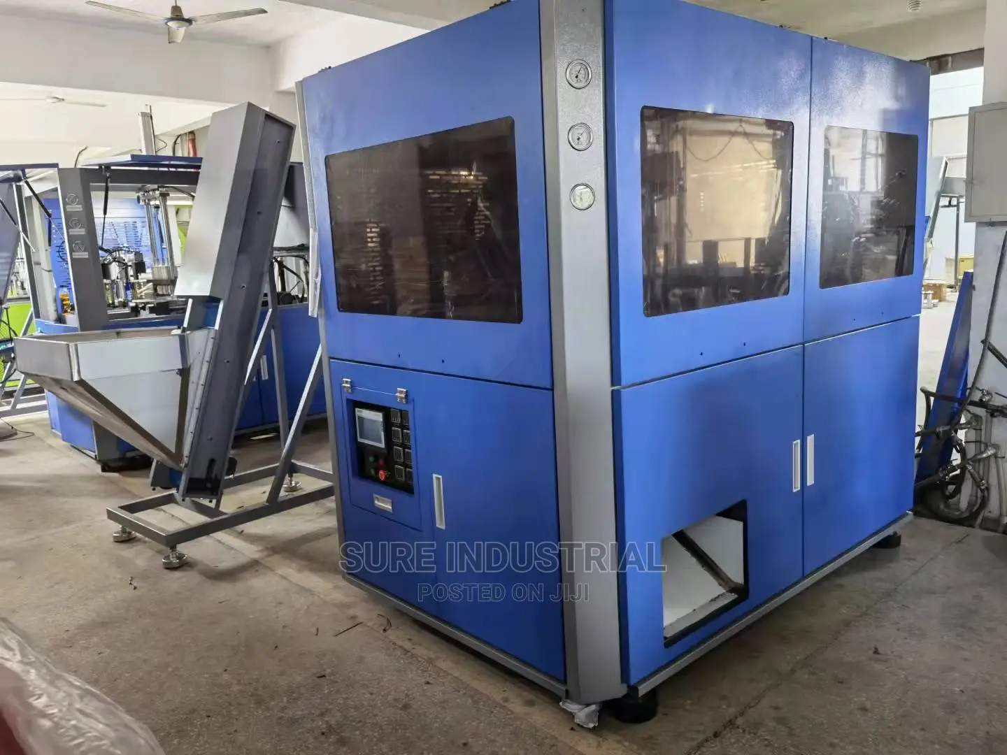 Automatic Pet Blowing Bottle Blowing Machine