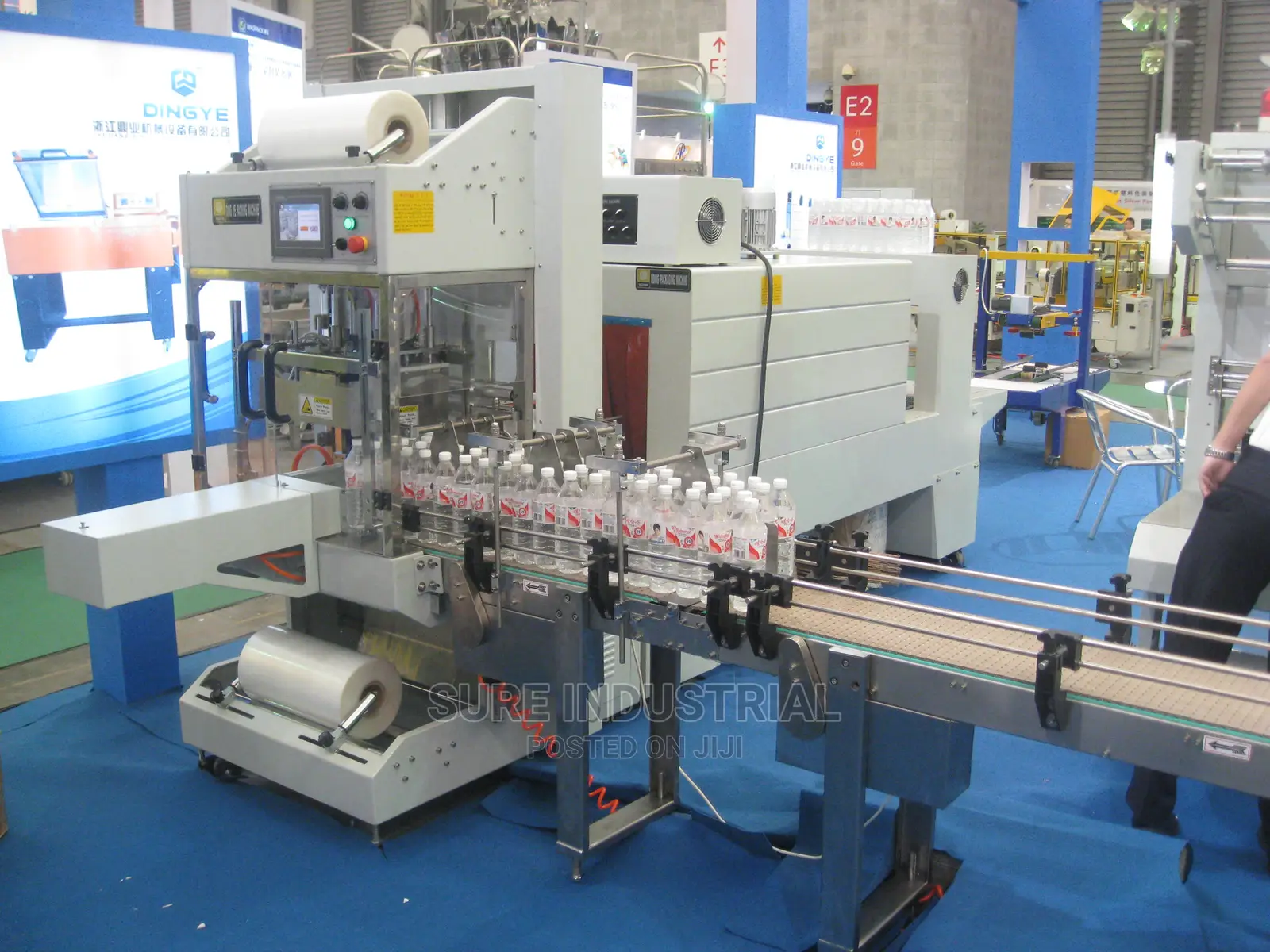 Automatic Shrink Wrapping Packaging Machine