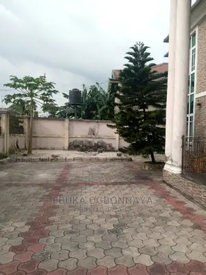6bdrm Duplex in Sars Rd, Obio-Akpor for sale