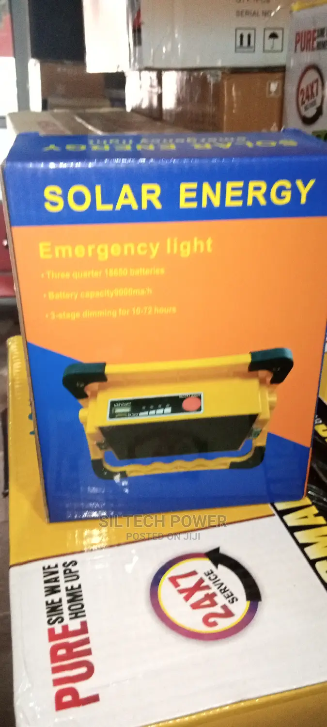 Portable Solar Emergency Flood Light