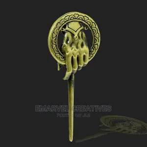 Hand of the King Metal Brooch Vintage Ladies Men Lapel