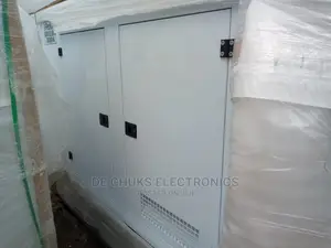200kva Perkins DIESEL Soundproof Generator 100%Coppa