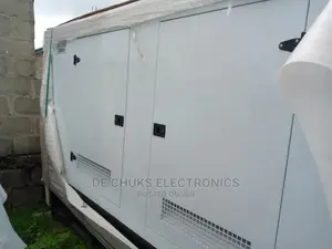 350kva Perkins Diesel Soundproof Generator 100%Coppa