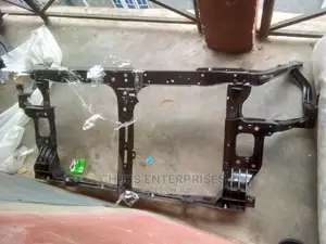 Hyundai Sonata Radiator Grill