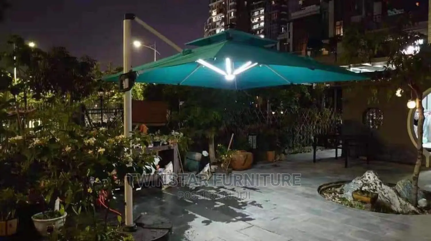 New Modern Canopy Umbrellas With Solar Led Lights
