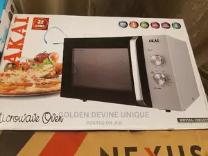 Akai Microwave Mw056a