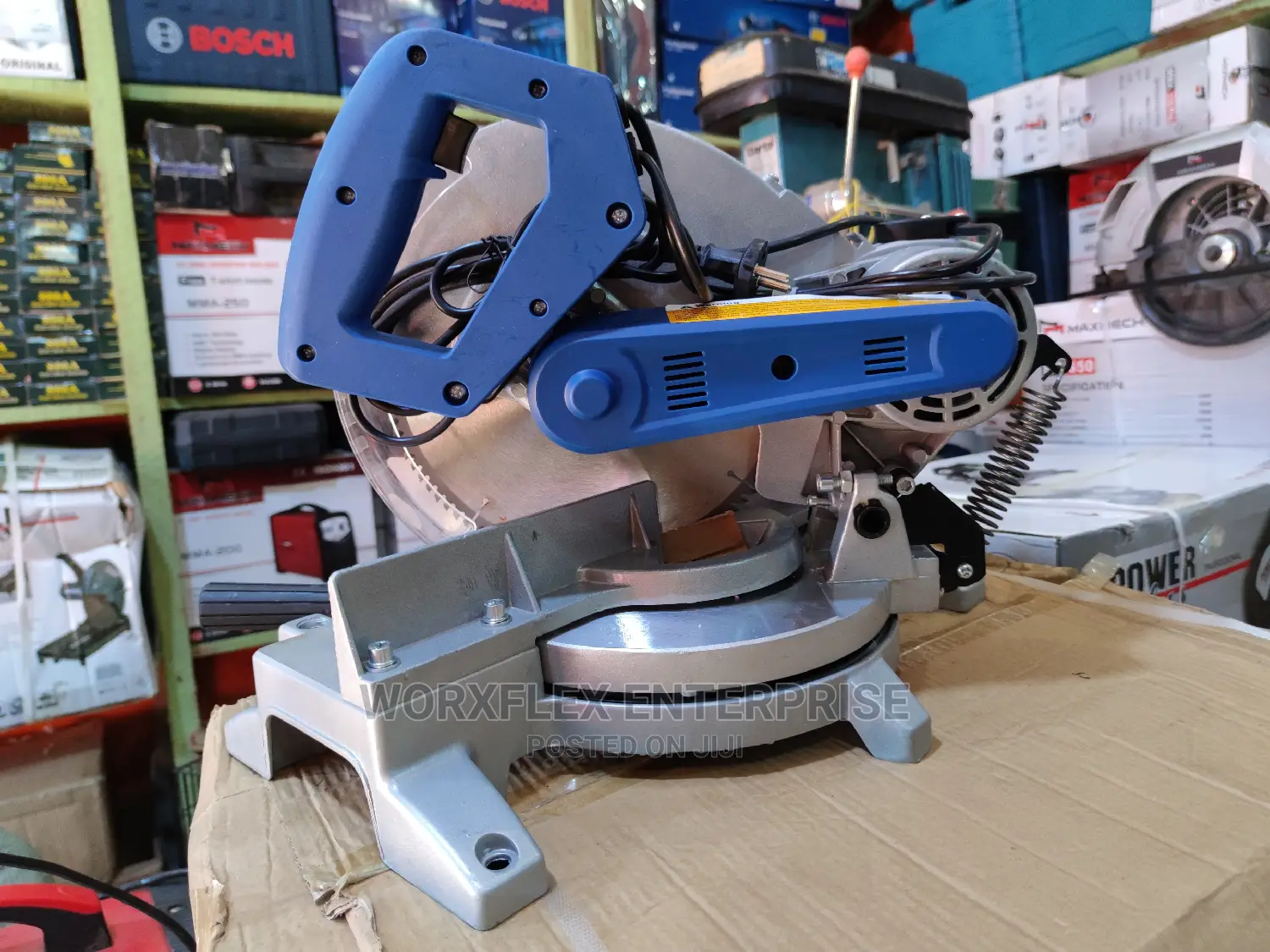 Mitre Saw Cutting Machine