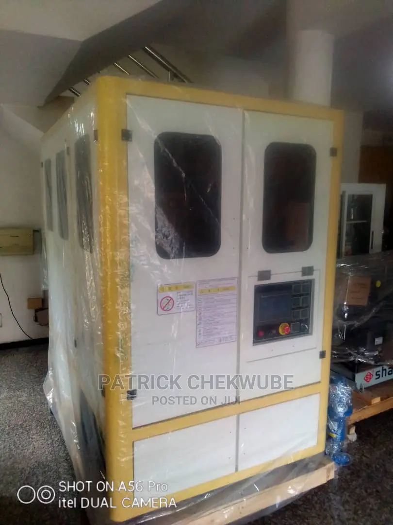 Automatic Pet Blowing Machine