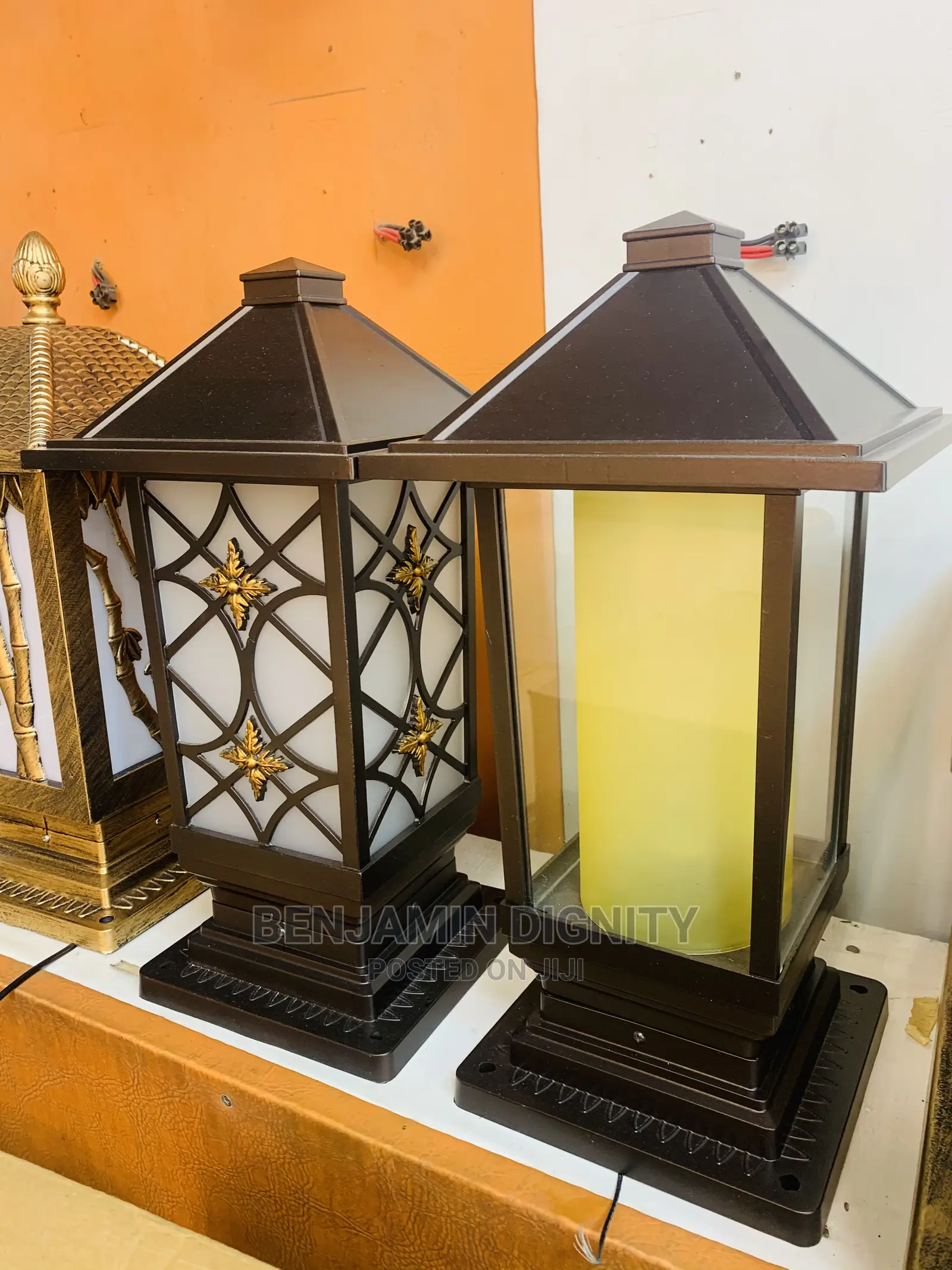 Outdoor Pillar Wall Lamps