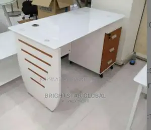 Glass 1.4mter Office Tables