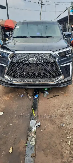 Toyota 4runner 2010 Upgraded to 2021 VIP