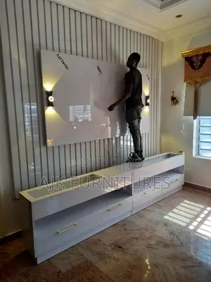 Unique TV Panel