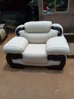 2021 Expedit Chair at Affordable Price