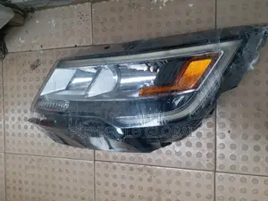 Ford Explorer Headlamp 2015 Model