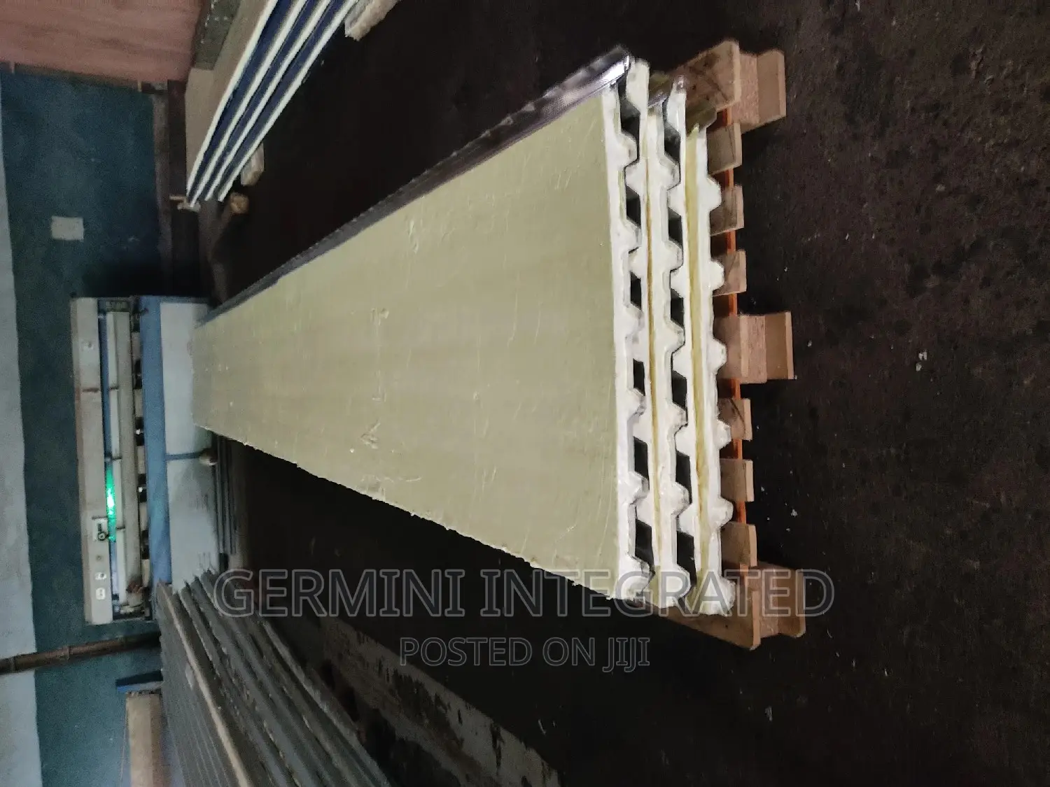 Polyurethane/Polystyrene Insulated Roof Panels