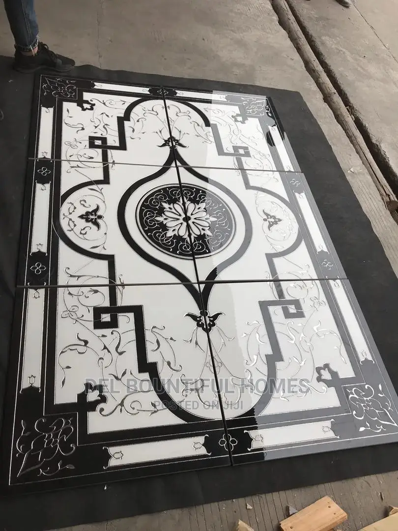 Floor Center Deco