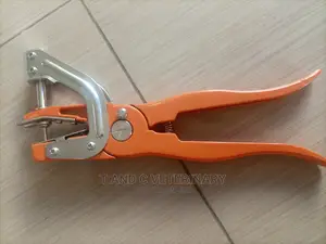 Ear Tag Applicator for Animals