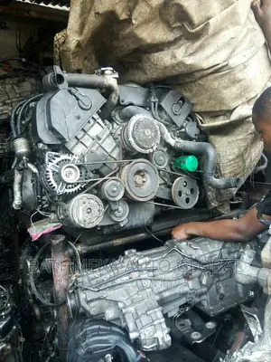 Complete Engine for Infintiq45 1998 V8