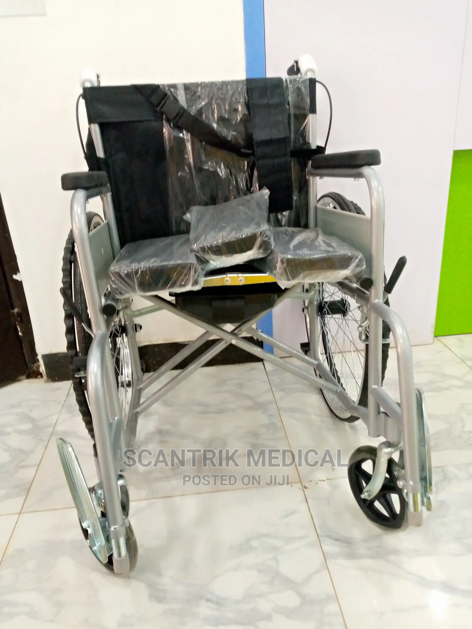 Commode Wheelchair