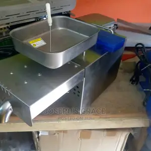 Industrial Oil Press Extractor Machine.