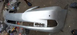 Front Tokunbor Bumper Lexus ES 350 2010model