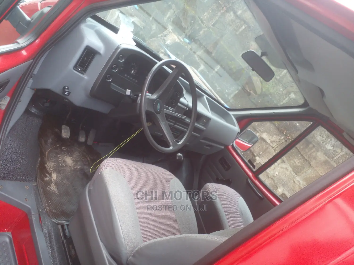 Ford Transit 2005 Red