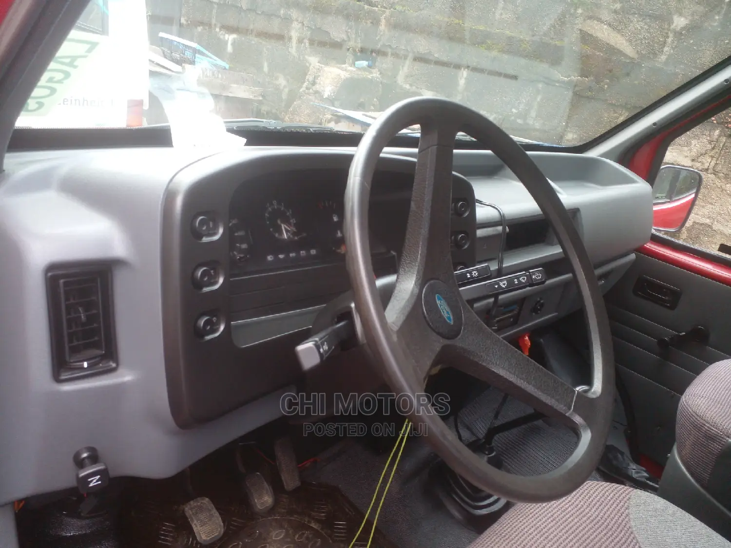 Ford Transit 2005 Red