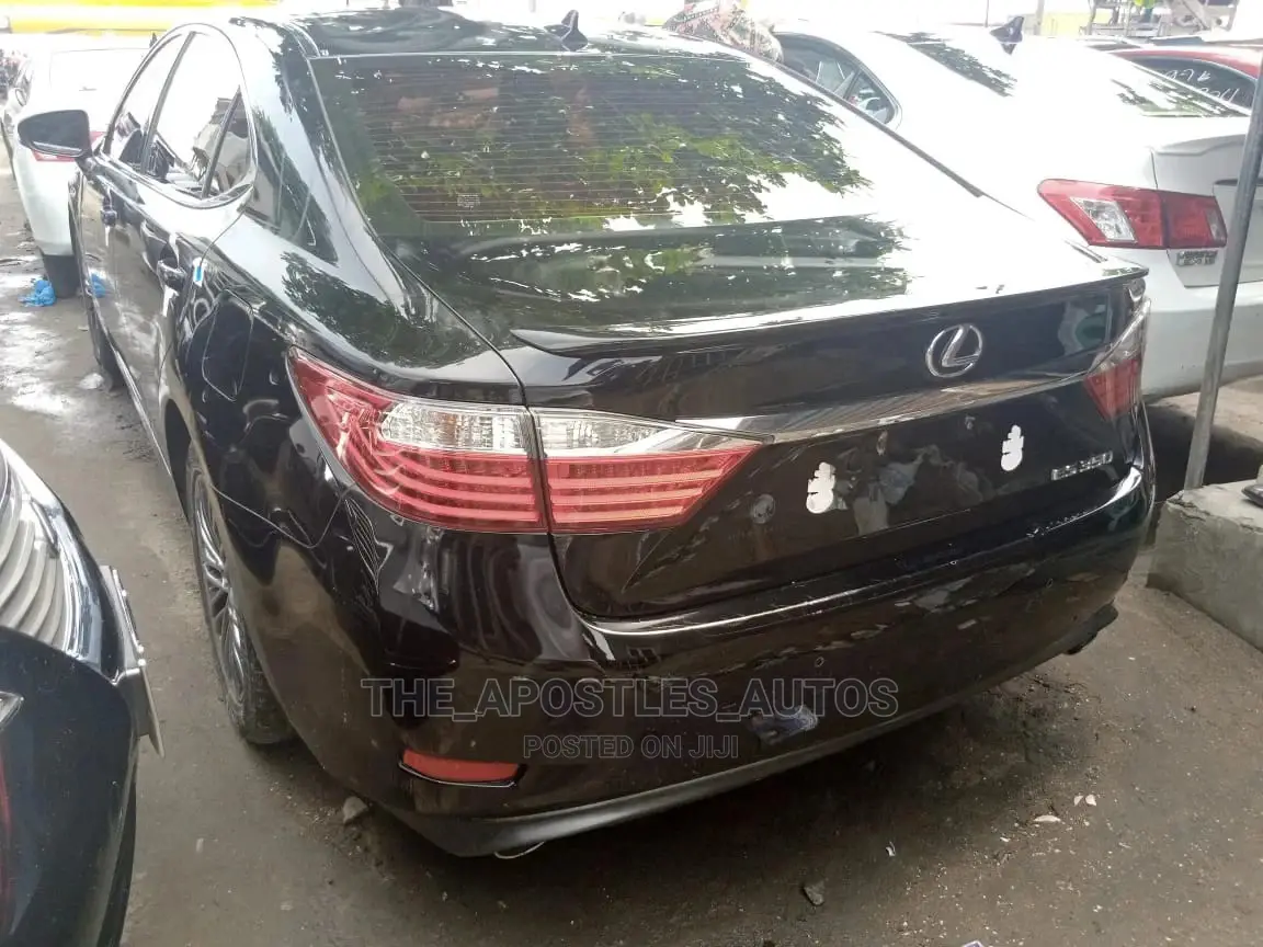 Lexus ES 2014 Black