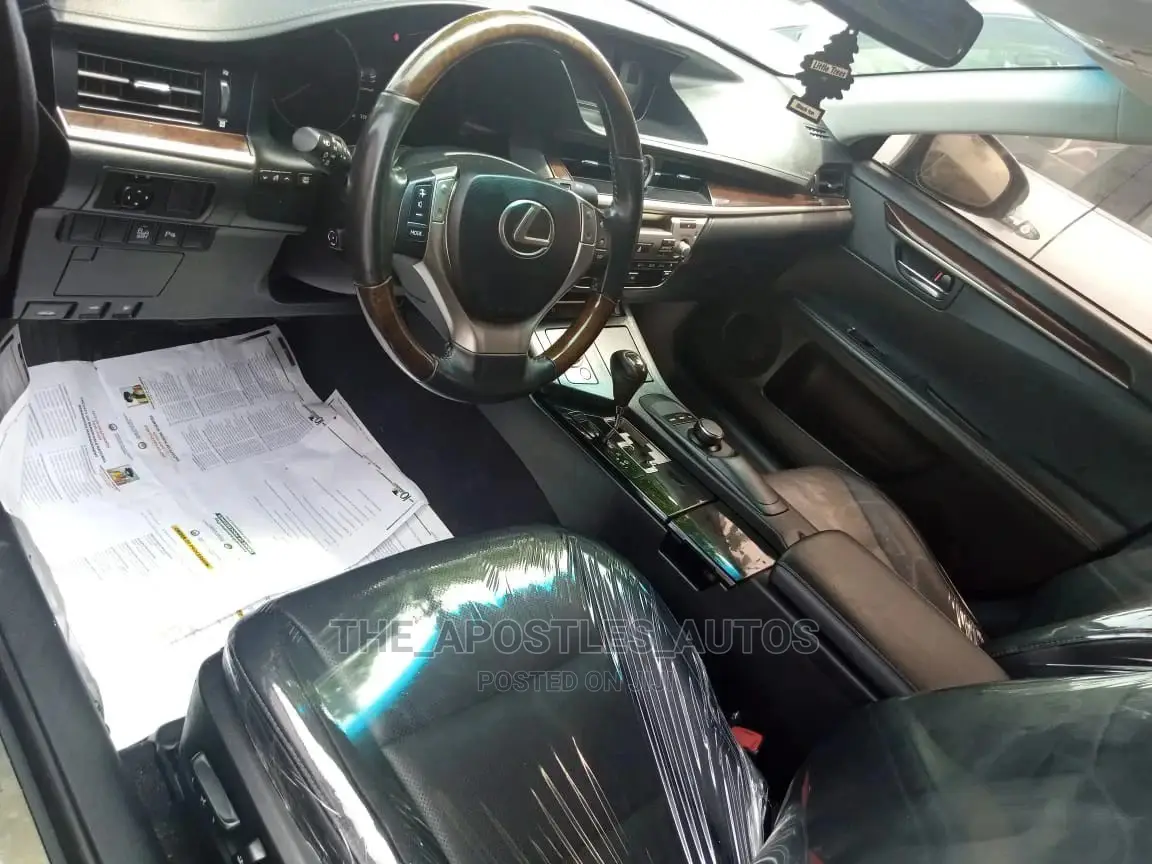 Lexus ES 2014 Black