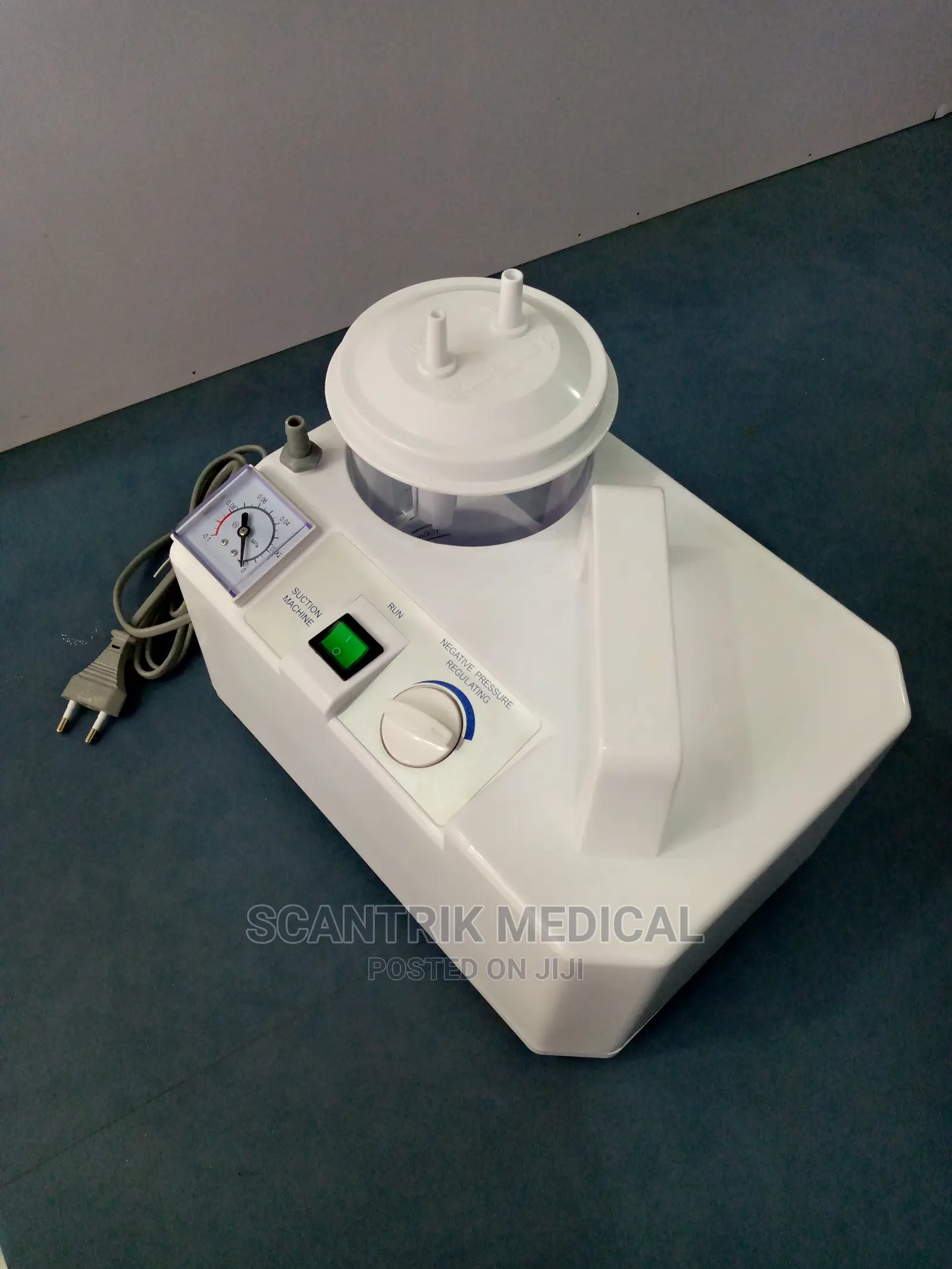 Plastic Portable Phlegm Suction Unit