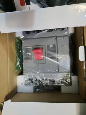 400A Mikano Circuit Breaker