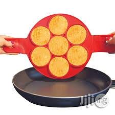 Perfect Flipping Fantastic Silicon Pancake Maker