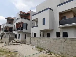 4bdrm Duplex in Apple Junction for sale