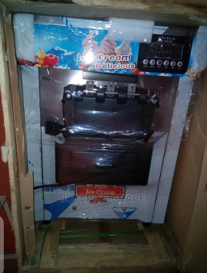 Ice-Cream Table Top Machine.
