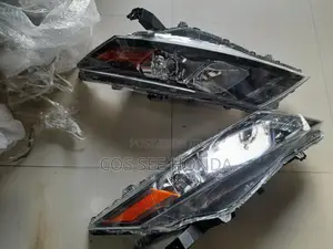 Head Lamp Crosstoure 2010
