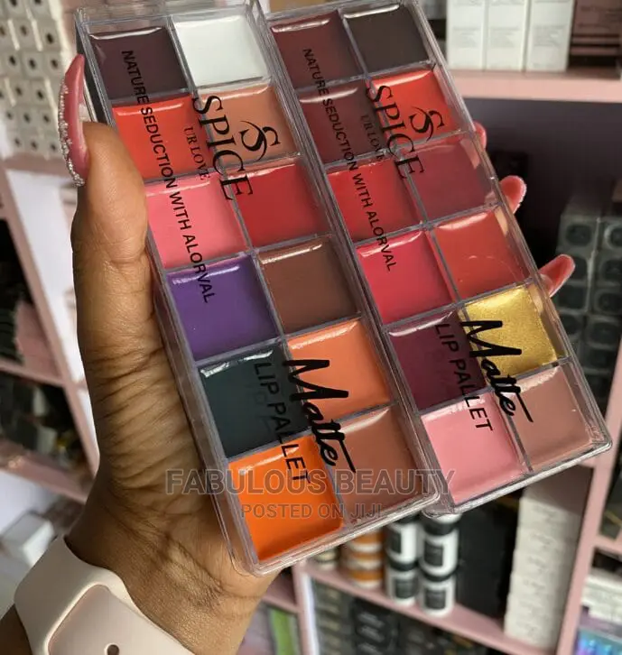 Spice Lipstick Palette.
