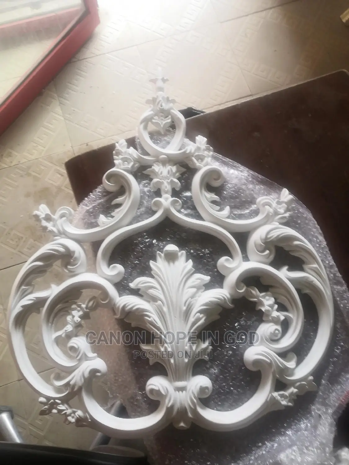Imported Cornices for House and Office Designs