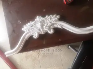 Imported Cornices for House and Office Designs