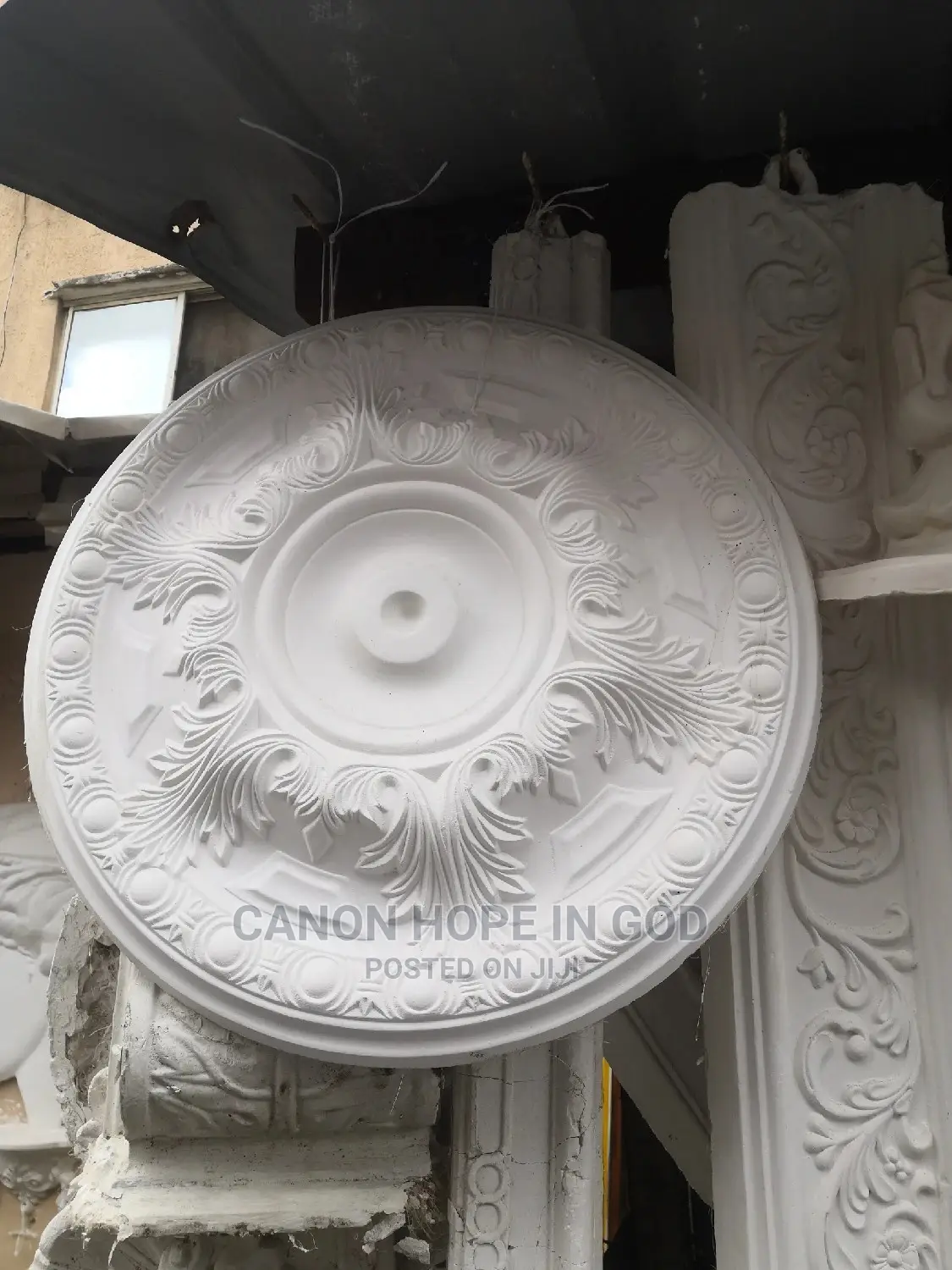 Molded Cornices For Interior Designs