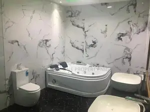 Hotel for Sale at Gra