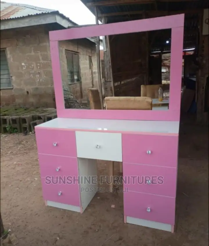 Dressing Table With Mirror
