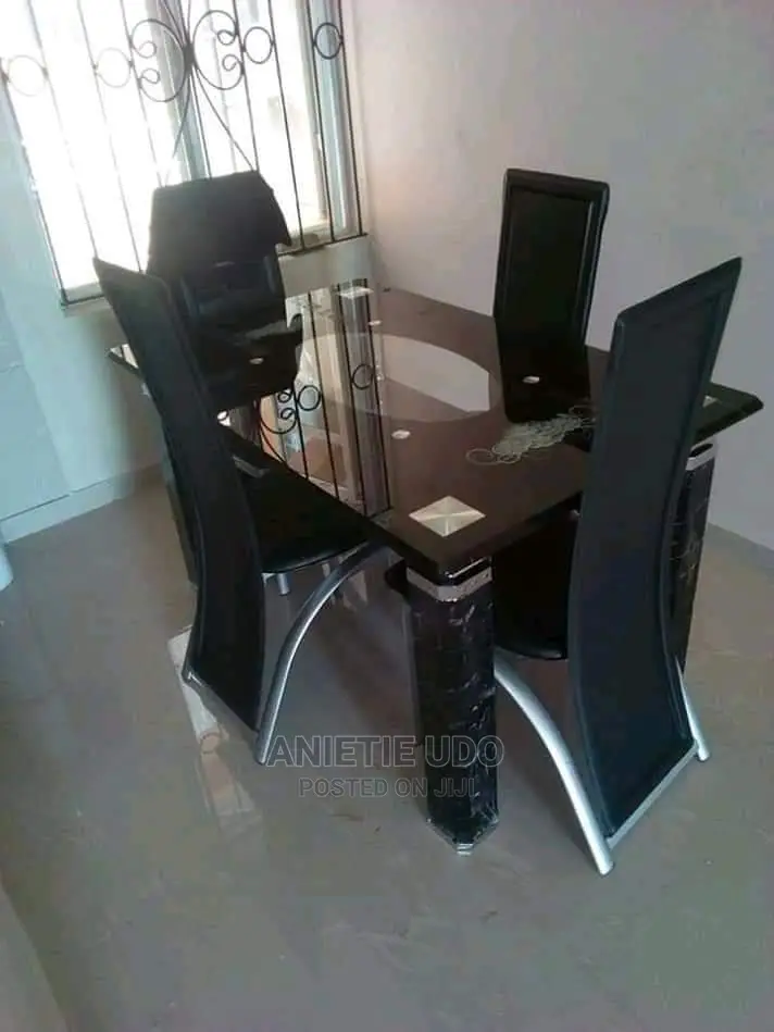 Dining Table at Affordable Price
