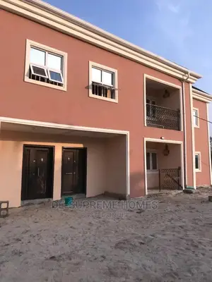 3bdrm Block of Flats in Colonel Estate, Bogije for rent
