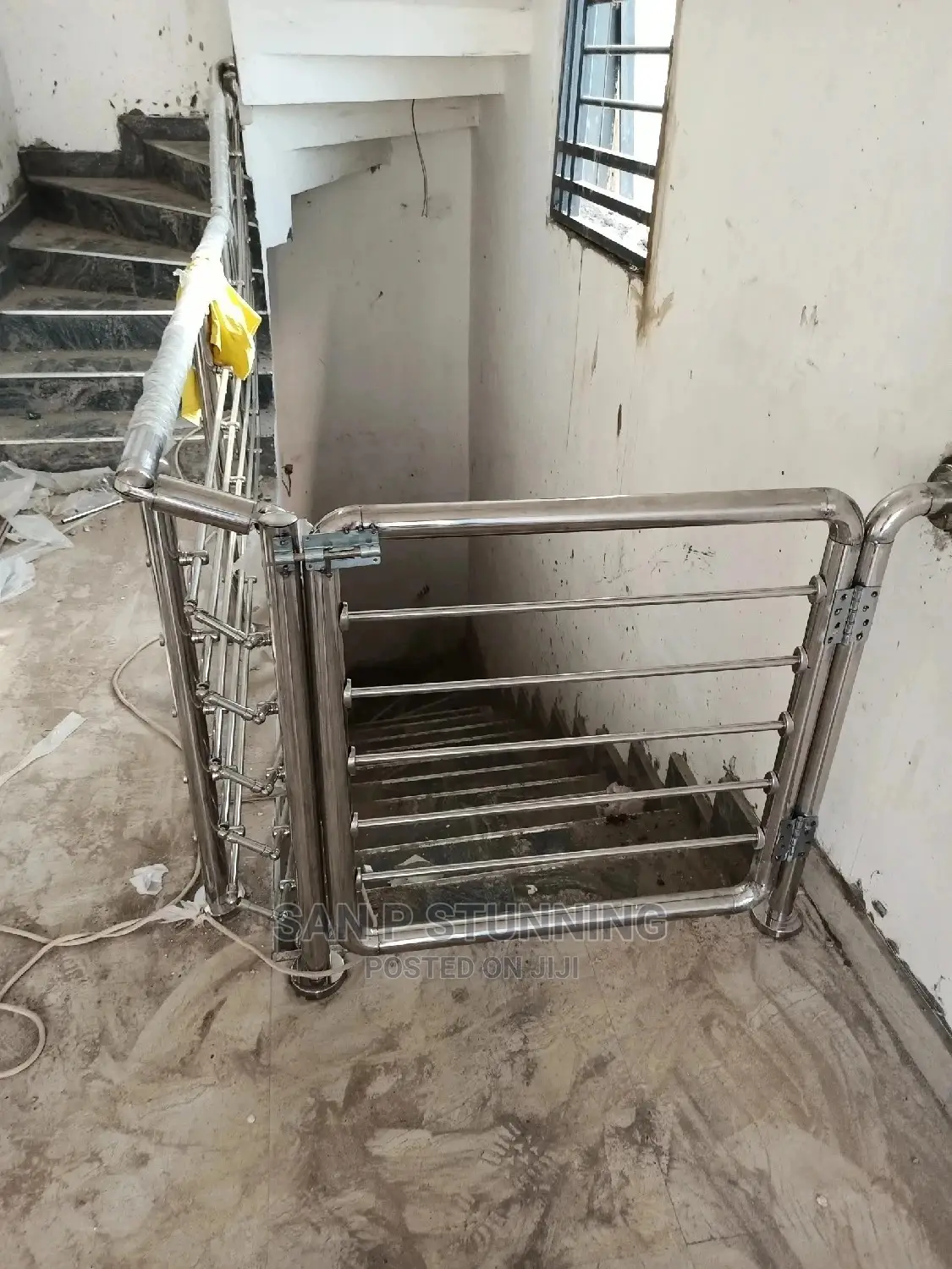 Staircase Railings With Gate