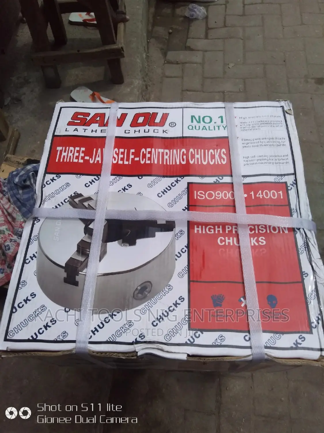 10" Three Jaw Chuck