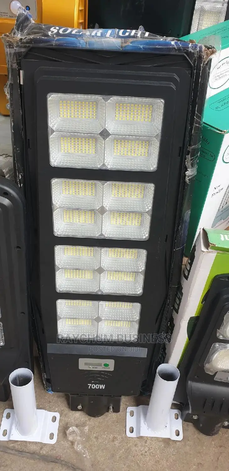 All in One Solar Street Light 700w