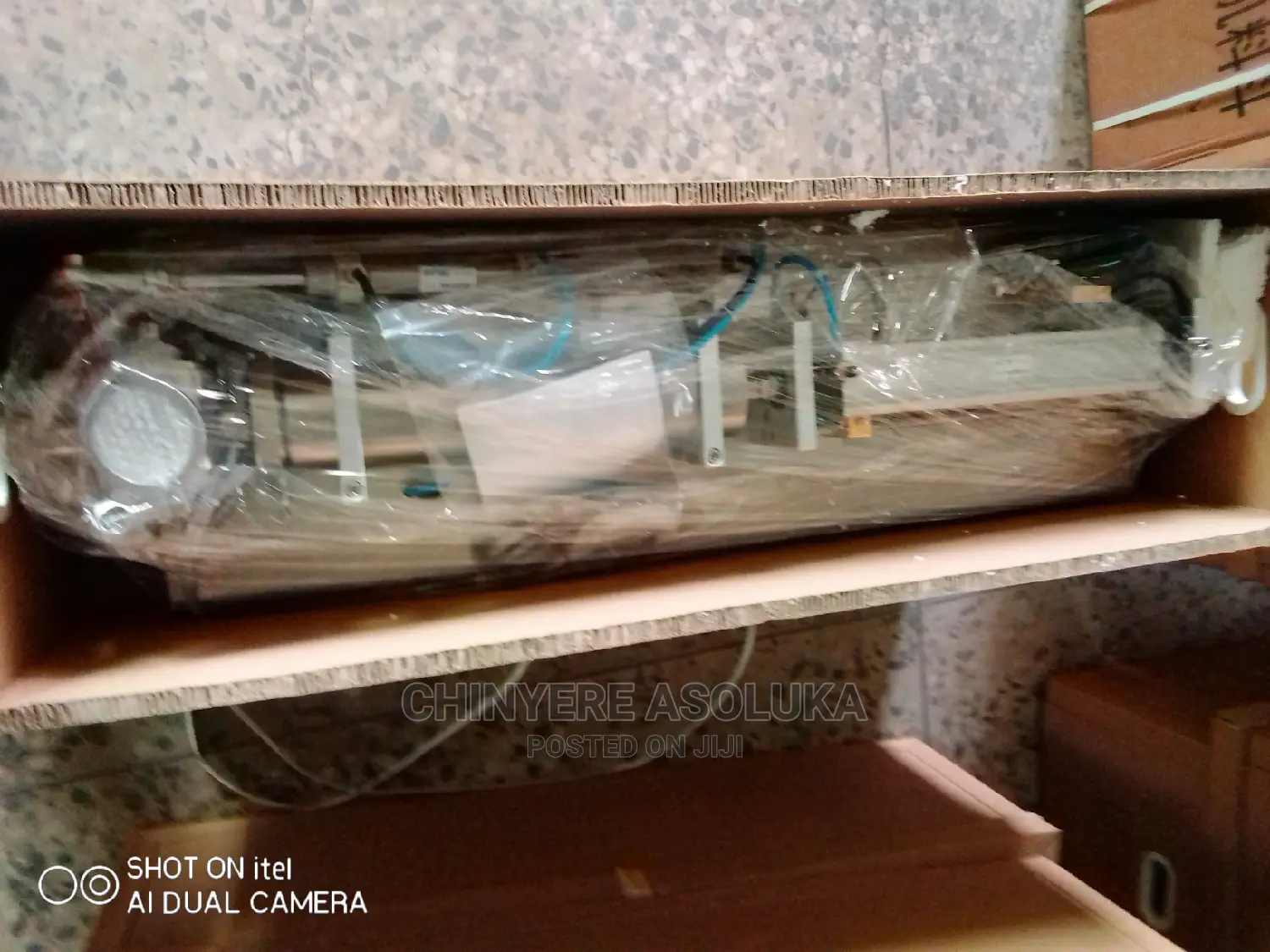 Pneumatic Paste Filling Machine