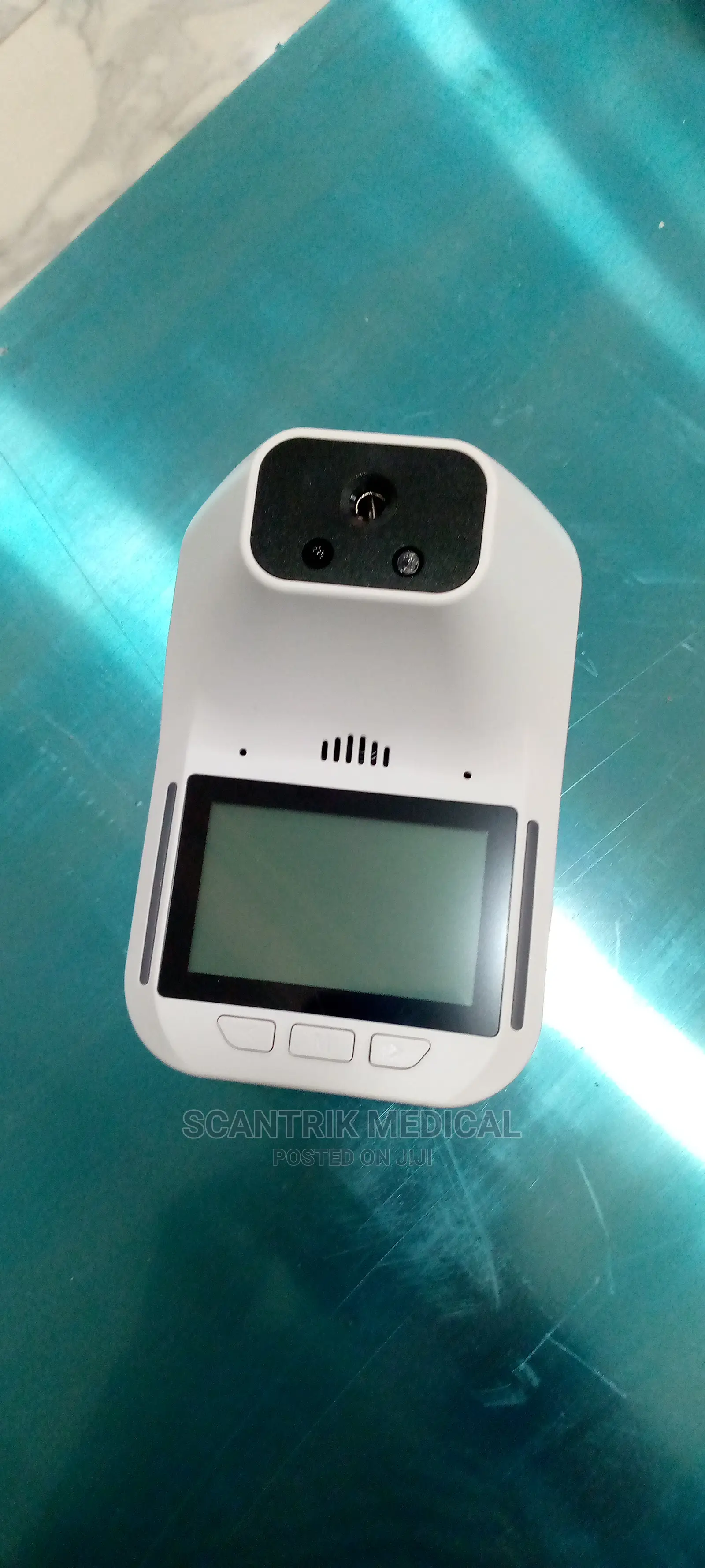 Thermometer With High Temperature Alarm